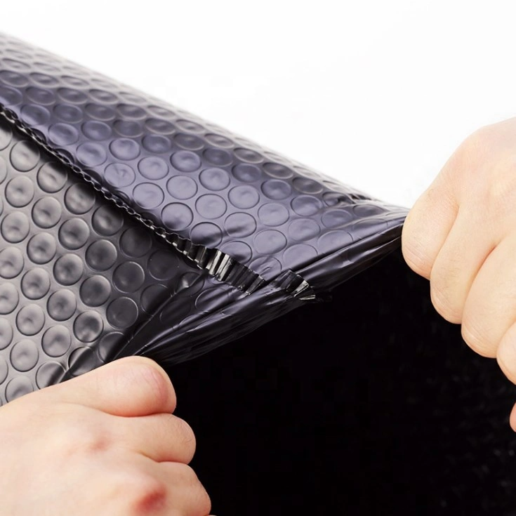 215mm x280mm Black Poly Bubble mailer